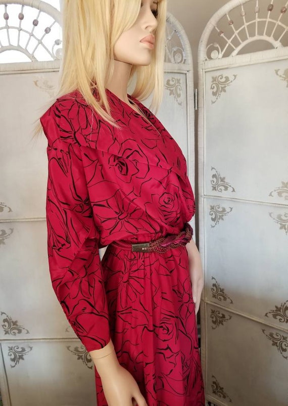 8os Red Floral Print Wraparound Dress Size Small - image 4