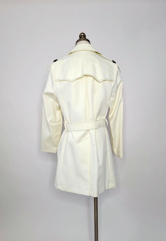 1960s Ivory Coat Mod Trench Coat - image 5