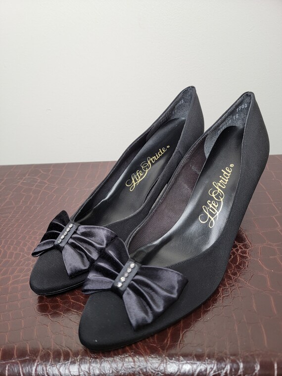 1980s Black Life Stride Pumps with Rhinestone Bow… - image 9
