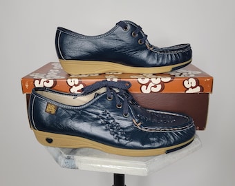 70s Soft Spots Navy Leather Lace Up Wedge Bonnie Loafer with Original Box 8.5 S