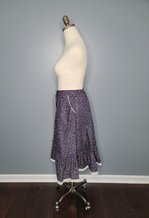 1970s Ruffled Floral Prairie Skirt Ecco Bay 2D - image 4