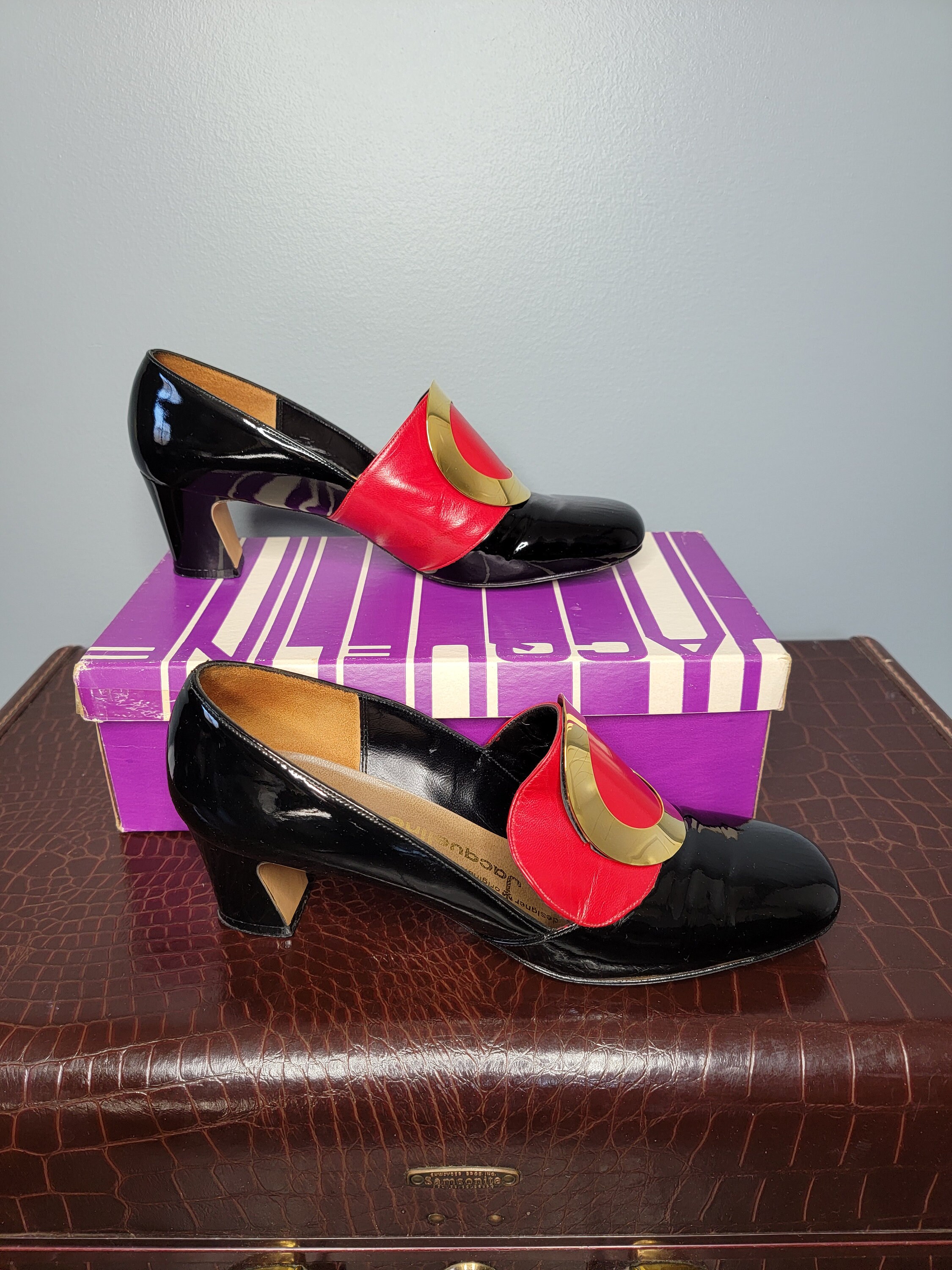1960s Jacqueline Black and Red Pumps Sixties Party Etsy