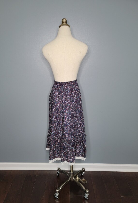 1970s Ruffled Floral Prairie Skirt Ecco Bay 2D - image 5