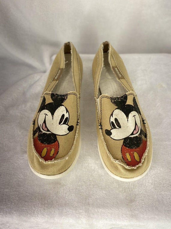 Disney CROCS Mickey Mouse Canvas Loafers Women's Size 11