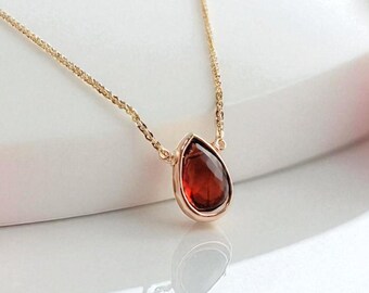 Garnet Necklace, January Birthstone Necklace / Handmade Jewelry / Simple Gold Necklace, Necklaces for Women, Gemstone Necklace, Dainty Gift