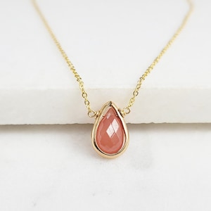 Rhodochrosite Necklace, Necklaces for Women / Handmade Jewelry / Gemstone Necklace, Simple Gold Necklace, Gemstone Choker, Layered Necklace