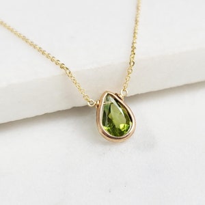 Genuine Peridot Necklace • August Birthstone • Handmade Jewelry • Peridot Necklace Gold • Silver Necklace • Necklaces for Women• Dainty Necklace • Minimalist Necklace