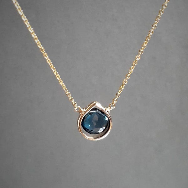 London Blue Quartz Necklace / Handmade Jewelry / Blue Quartz Necklace, Necklaces for Women, Simple Gold Necklace, Dainty Minimalist Necklace