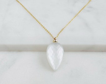 White Moonstone Necklace, June Birthstone, Necklaces for Women, Bridal Necklace, Gemstone Necklace, Moonstone Pendant, Layered Necklace