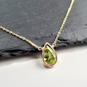 Genuine Peridot Necklace, August Birthstone / Handmade Jewelry / Peridot Necklace Gold, Silver Necklace, Necklaces for Women, Dainty Minimal