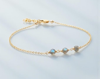 Labradorite Bracelet, Bracelets for Women /Handmade Jewelry/ Minimalist Bracelet, Summer Jewelry, Gemstone Bracelet, Chain Bracelet, Dainty