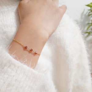 Garnet Bracelet, January Birthstone / Handmade Jewelry / Birthstone Bracelet, Gemstone Bracelet, Bracelets for Women, Summer Jewelry, Dainty