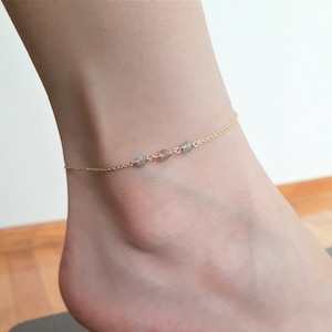 Dainty Labradorite Anklet, Gold Chain Anklet / Handmade Jewelry / Gemstone Anklet, Ankle Bracelet, Summer Jewelry, Minimalist Anklet, Boho