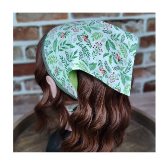 No-slip kerchief, leaf and berry print, reversible bandana, head scarf with ties, minimalist headscarf, cottagecore gift