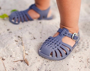 boys jelly sandals