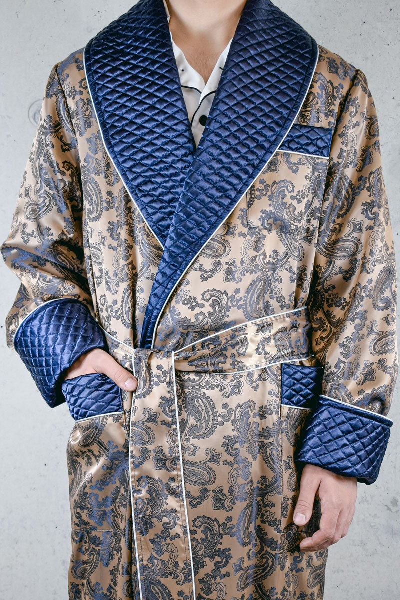 Geckos in Claret | Luxury Men's Dressing Gown – Becca Who