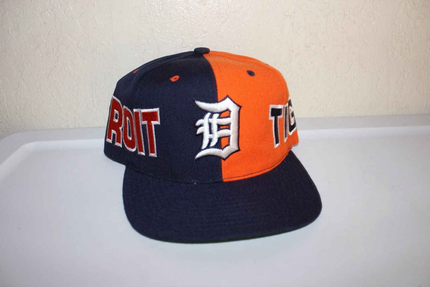 Vintage 90's Detroit Tigers Snapback by 
