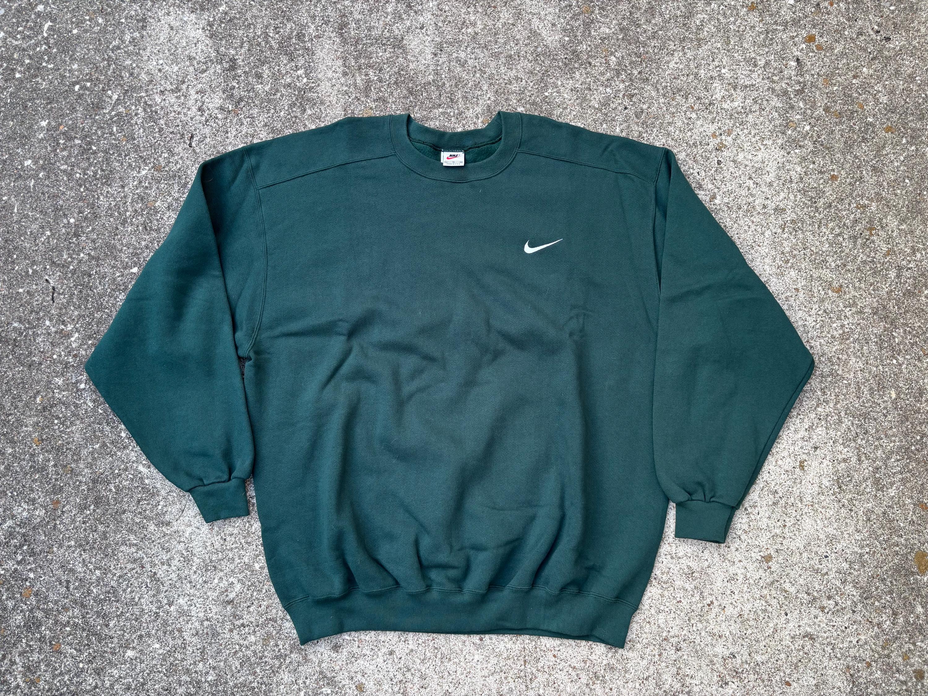 dark green nike pullover