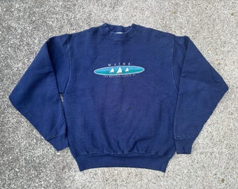 Vintage 90s Maine The Way Life Should Be Sweatshirt Size M by Fruit of the Loom