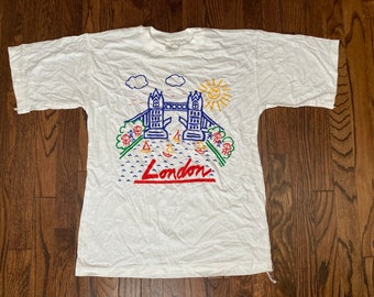 Vintage 90’s London Tourist Shirt Size M