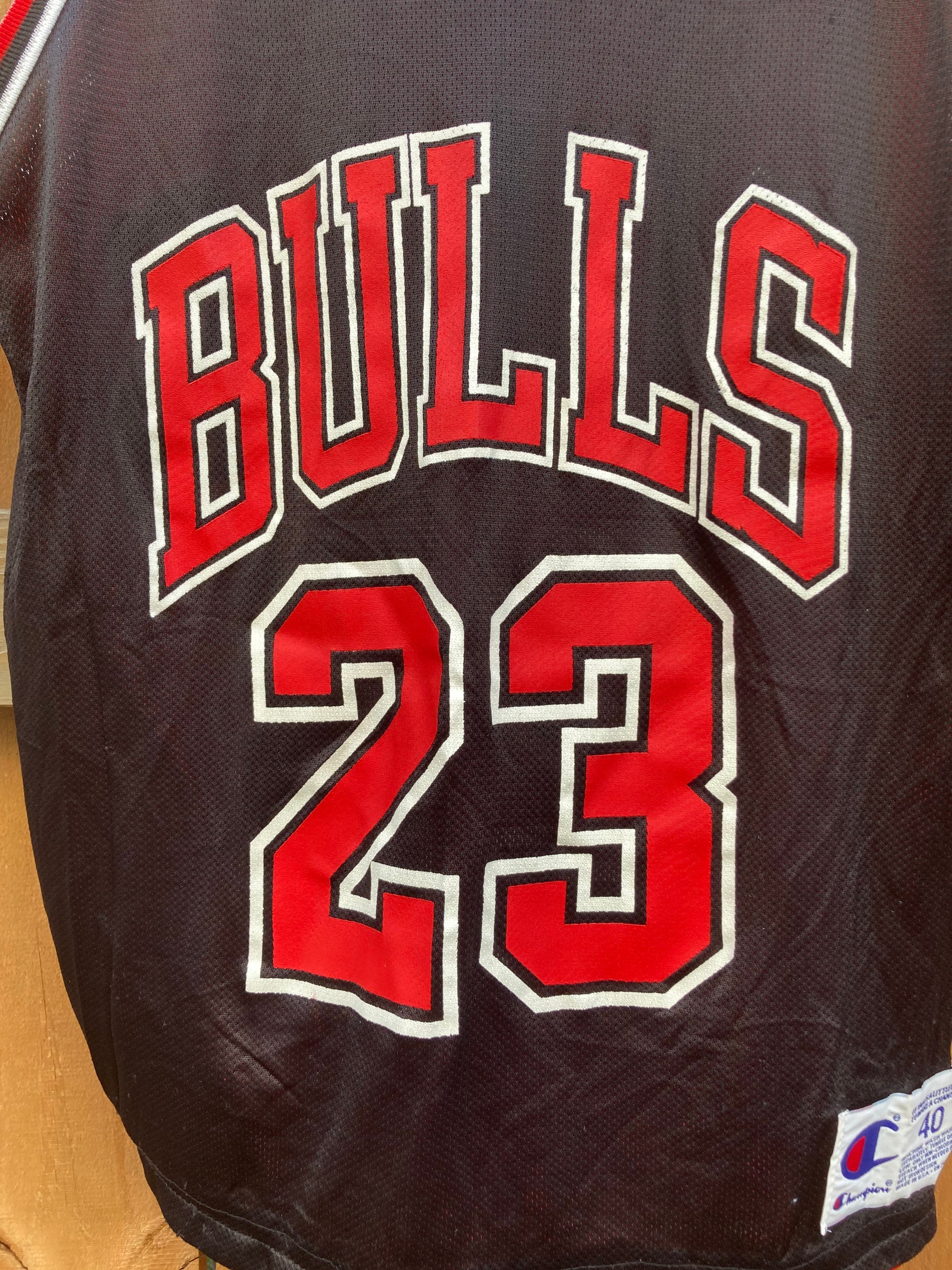 Vintage Reversible All Over Print Chicago Bulls Jersey L 