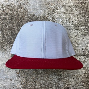 Vintage 90’s Blank Grey/Burgundy Custom Snapback Size S-M by New Era
