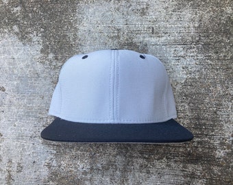 Gorra snapback vintage de los 90, personalizada, gris/negra, talla S-M, de New Era