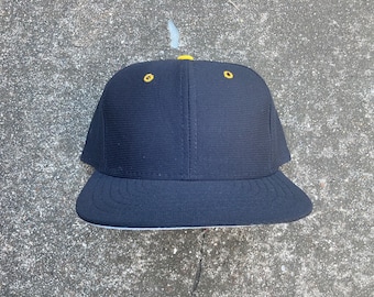 Vintage 90’s Blank Black Custom Snapback Size S-M by New Era