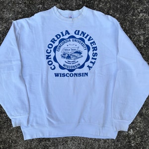 Vintage 90s Concordia University Wisconsin Size XL by Fruit of the Loom