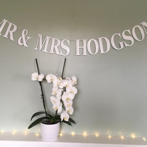 Wedding banner Mr & Mrs wedding bunting, just married, personalised wedding banner, wedding reception decoration, paper party bunting