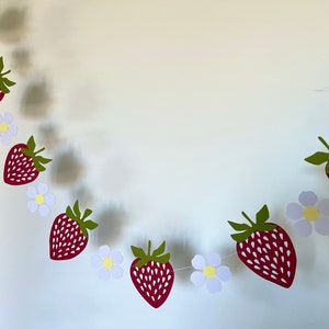 Paper strawberry garland, summer wedding decorations, garden party bunting, paper party decorations, fruity bunting