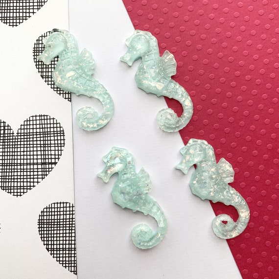 2 X STARFISH FLATBACKS RESINS EMBELLISHMENTS CRAFTS CHOICE APPROX 40MM