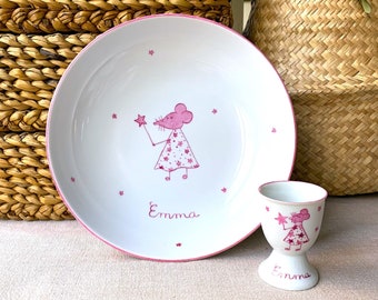 idée cadeau de baptême ou de naissance: ensemble en porcelaine assiette creuse et coquetier personnalisé Fée Souris Rose