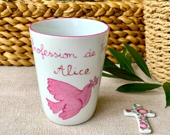 Cadeau de baptême ou de profession de Foi personnalisé: Pot a crayons Colombe Rose