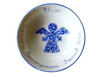 cadeau de baptême ou de Première Communionpersonnalisé: coupelle à dragées ange liberty bleu en porcelaine peint à la main