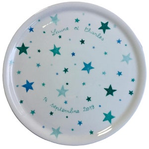 Engagement or wedding gift: Personalized duck blue star pie dish
