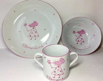 Idée cadeau de baptême ou de naissance:Ensemble vaisselle en porcelaine pour enfant Fée Souris rose et sa poudre d'étoiles