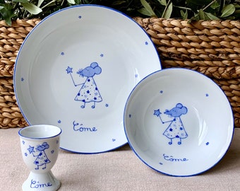 Cadeau de naissance original et personnalisé: ensemble vaisselle Fée Souris Bleu en porcelaine peint main