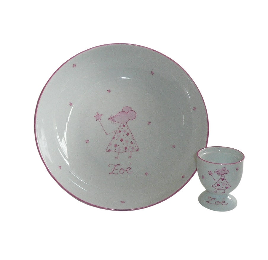 Idée Cadeau de Baptême ou Naissance Ensemble en Porcelaine Assiette Creuse et Coquetier Personnalisé