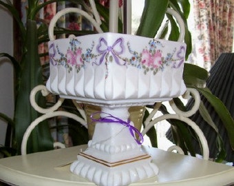 Westmoreland Vintage Milk Glass Roses and Bows Compote 1970s Wedding, Shabby Chic