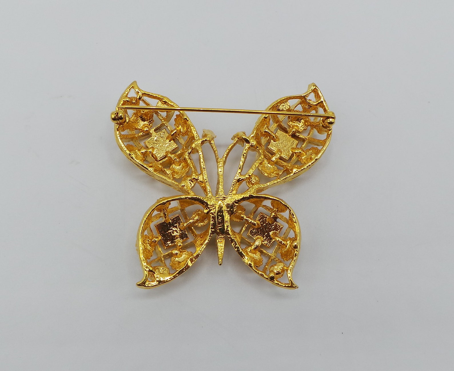 Vintage AVON Butterfly BROOCH Pin Marked Faux PEARL Gold Tone - Etsy