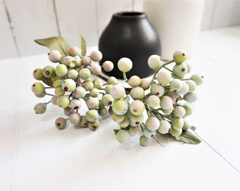 Life Like Berry, Faux Greenish Blush Berry, Christmas Decor, Christmas Wreath filler, Artificial Berry, Table Flower, Wedding Bouquet Filler