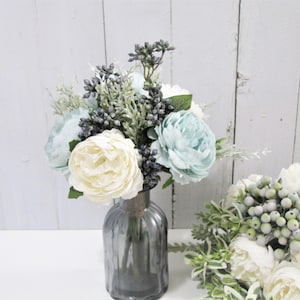 Off White Floral Bouquet, Wedding Bouquet, Blue Table Flower, Light Blue Bridal Bouquet, White Bridesmaid Bouquet, Flower Girl Bouquet