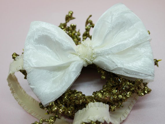 Pearl Heart Hair Bow Girls Ivory Lace Christening Wedding Hair Bow HANDMADE