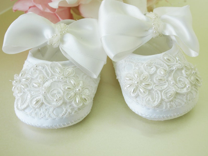 baby girl lace shoes