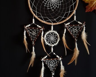 Gran atrapascador de sueños, hecho a mano, decoración de la pared, cuero marrón, colores marrones naturales