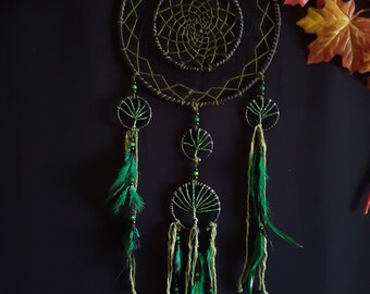 Gran atrapas de sueños, hecho a mano, único, cuero verde