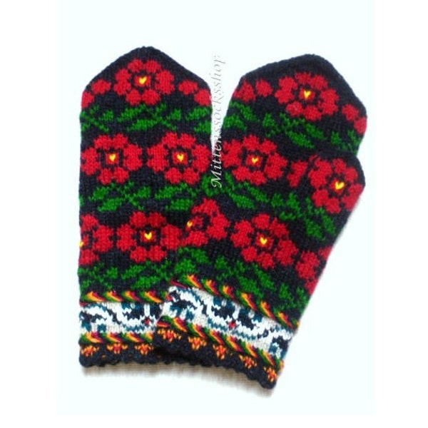 Red Green Black Mittens, Hand knitted Mittens, Wool Mittens, Latvian Mittens, Knit Gloves, Wool Gloves, Scandinavian Mittens, Winter Gloves