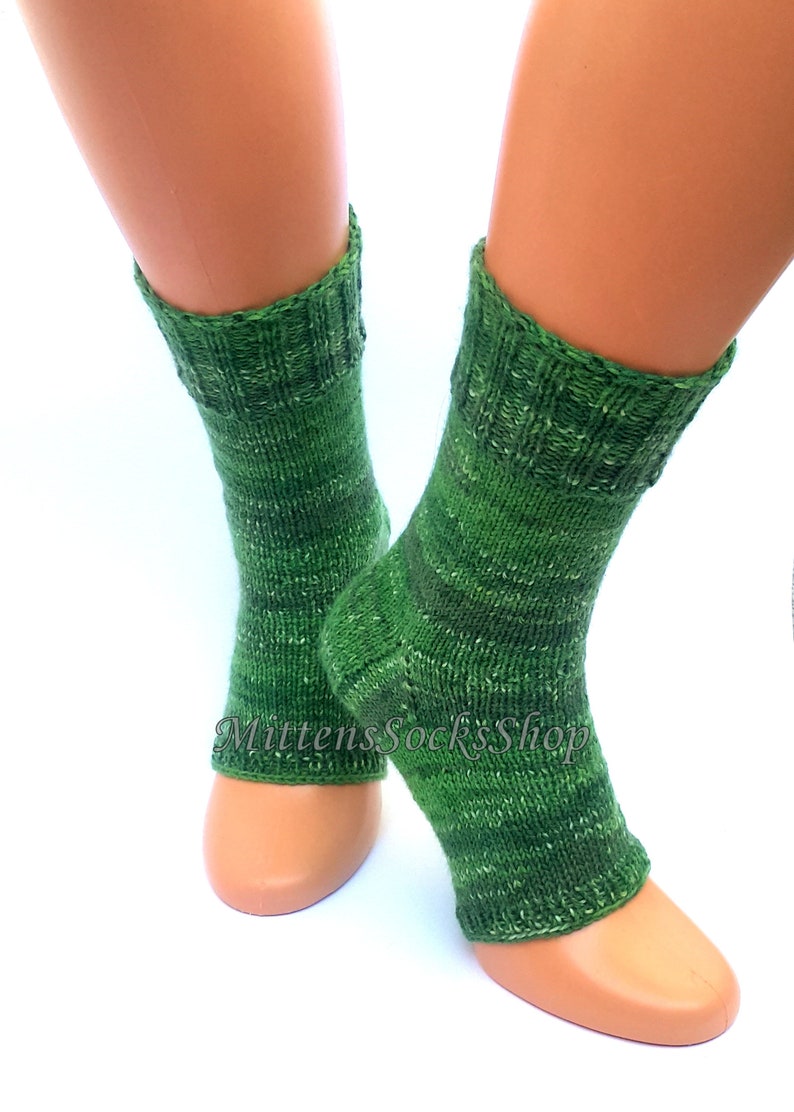Hand Knitted Yoga Socks With Heel Green Yoga Socks Leg Warmers Etsy