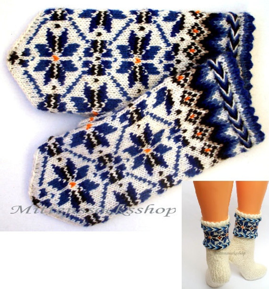 White Blue Mittens, Hand Knitted Wool Mittens, Latvian Mittens, Adult Mittens, Hand Knit White